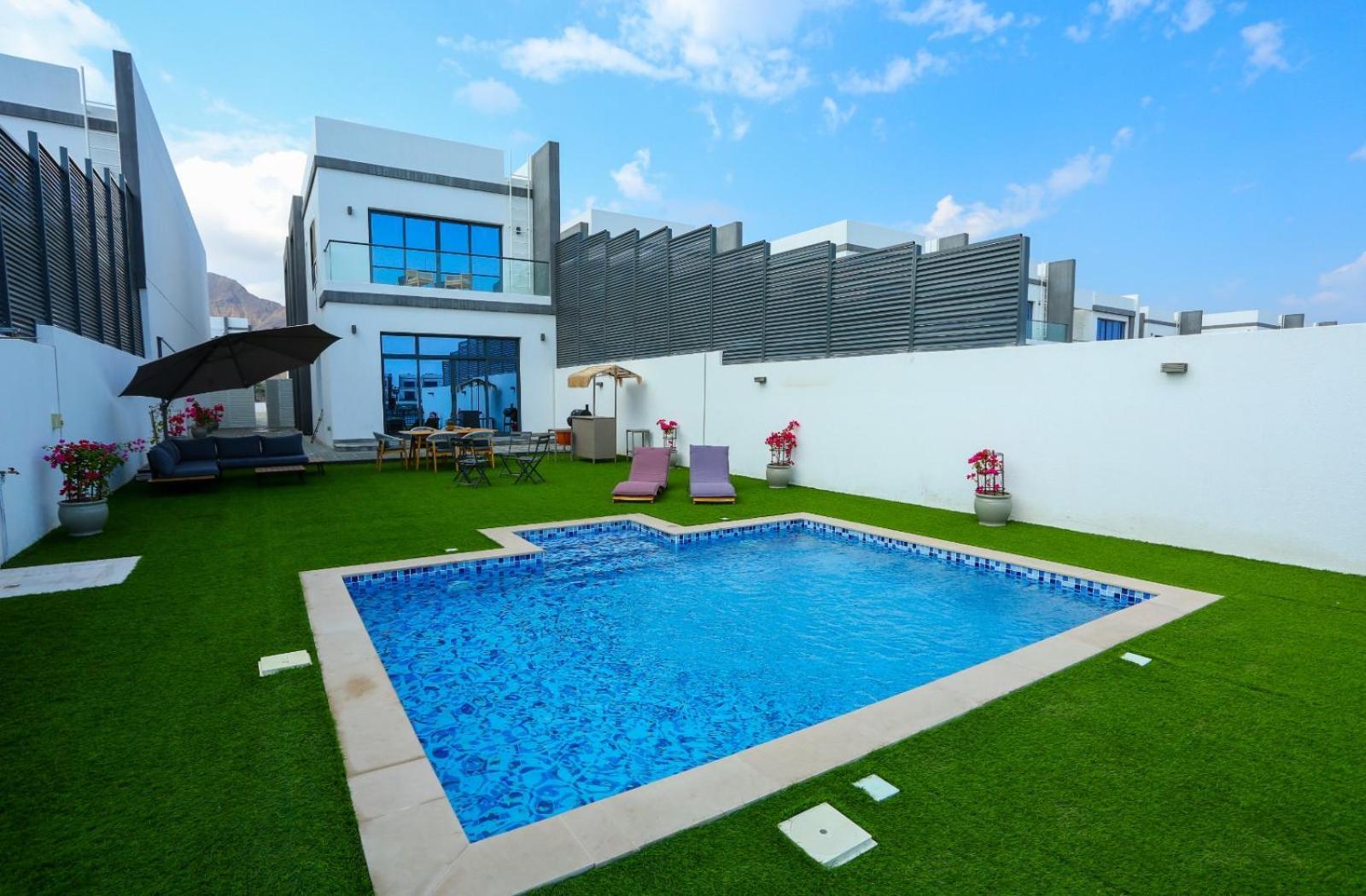 Al Bandar Luxury With Private Pool - Al Dana Island Fudschaira